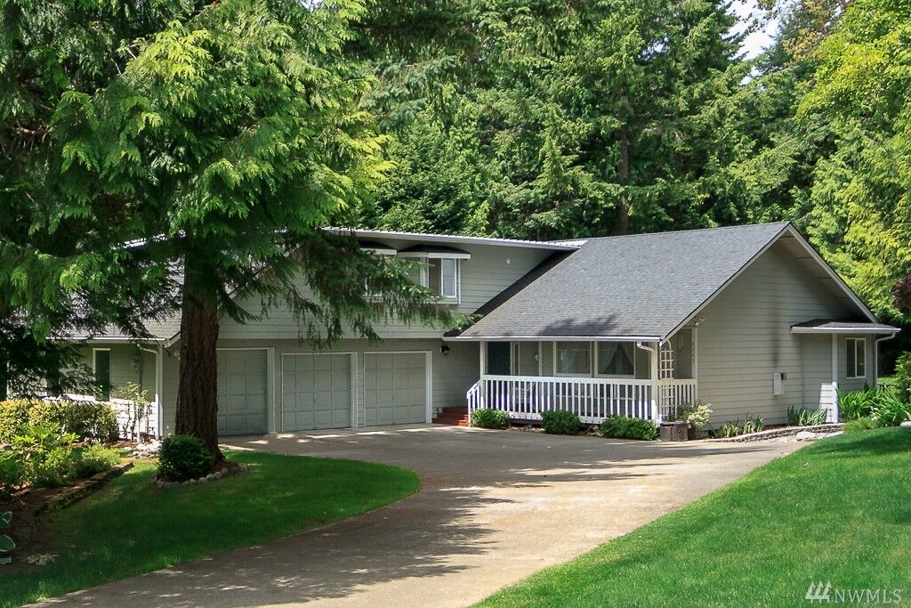 Property Photo: 4303 39th St NW WA 98335