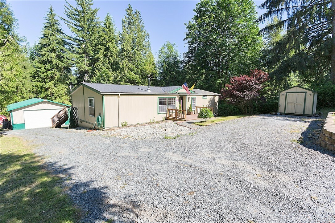 Property Photo:  711 N Carpenter Rd  WA 98290 