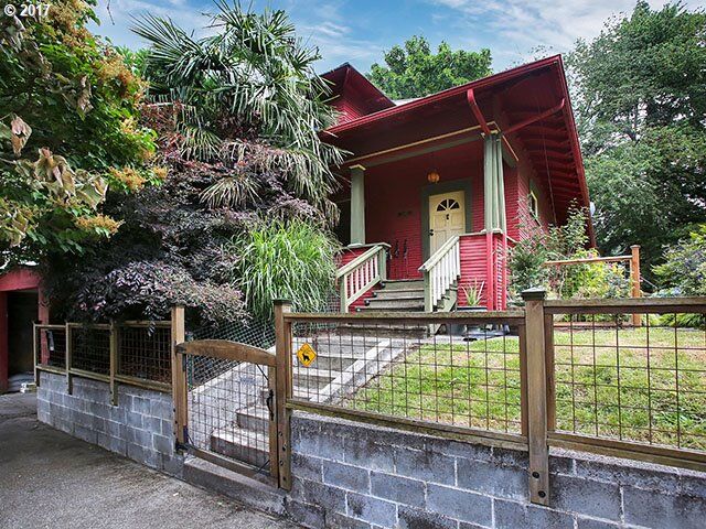 Property Photo:  3942 NE 9th Ave  OR 97212 