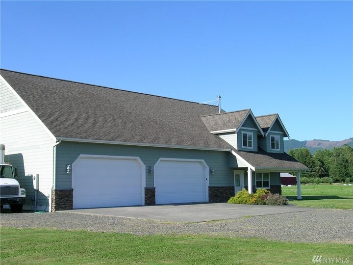 Property Photo: 2860 Murphy Place WA 98226