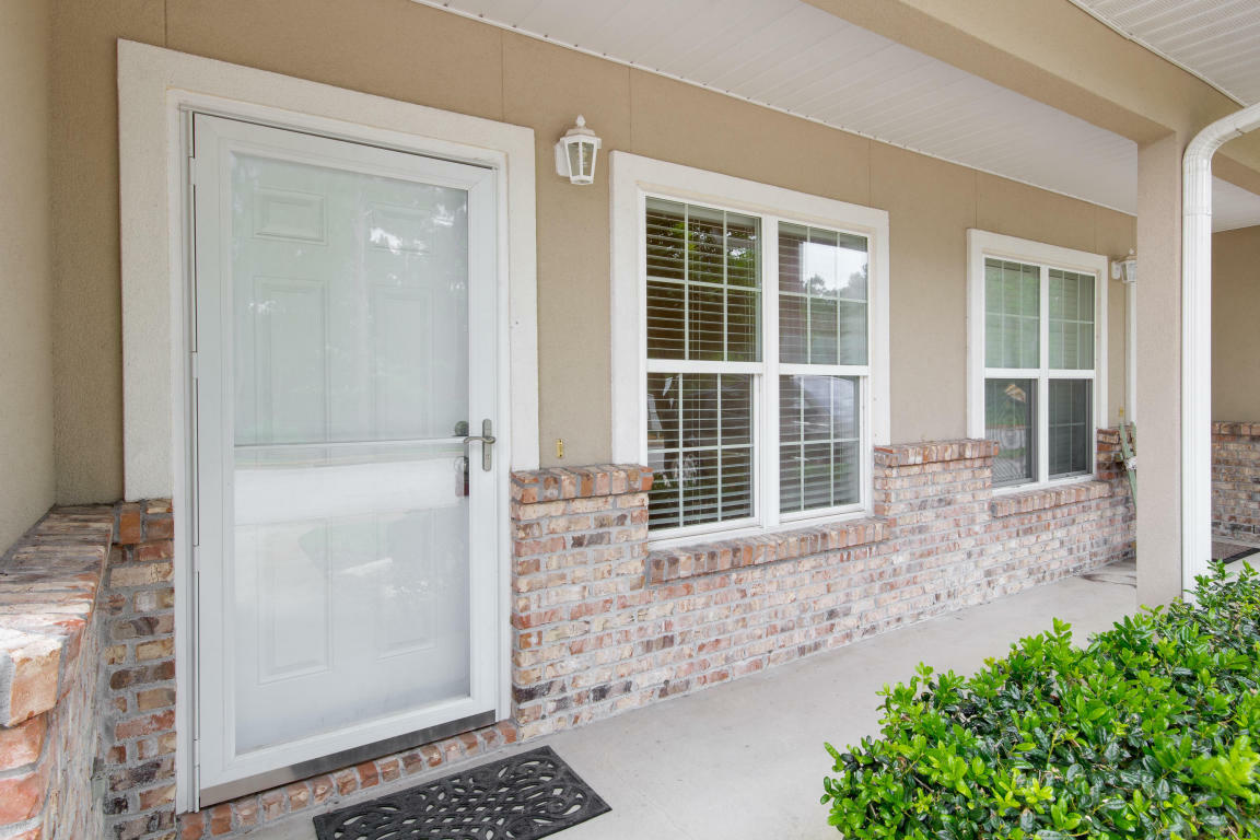 Property Photo:  1465 Bentley Circle  FL 32547 