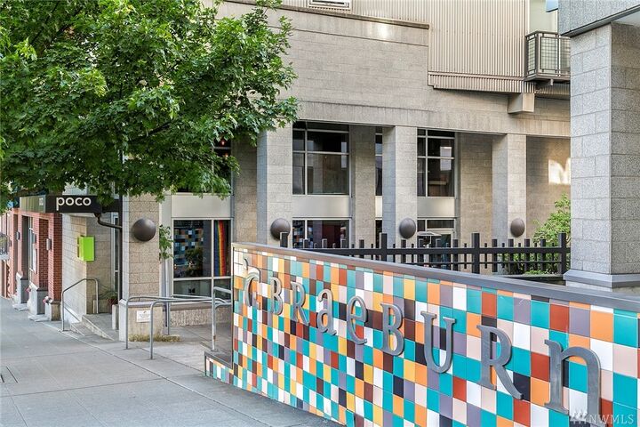 Property Photo:  1410 E Pine St W225  WA 98122 