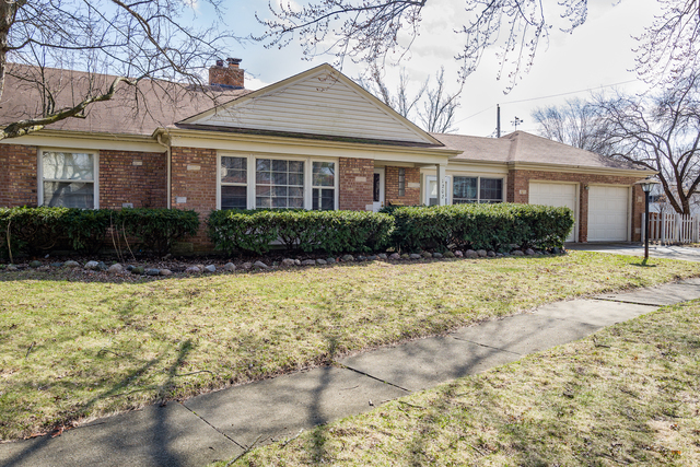 Property Photo:  1202 Liberty Drive  IL 60187 