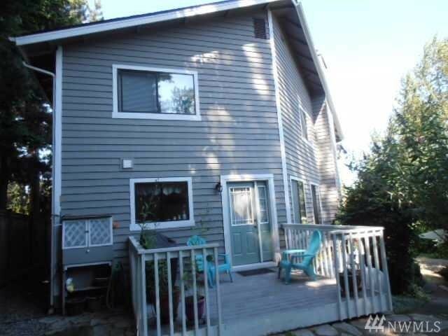Property Photo: 18617 67th Place NE WA 98028