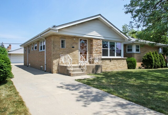 Property Photo:  7340 Bryn Mawr Avenue  IL 60631 