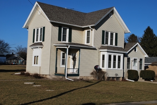 Property Photo: 401 2nd Street IL 61068