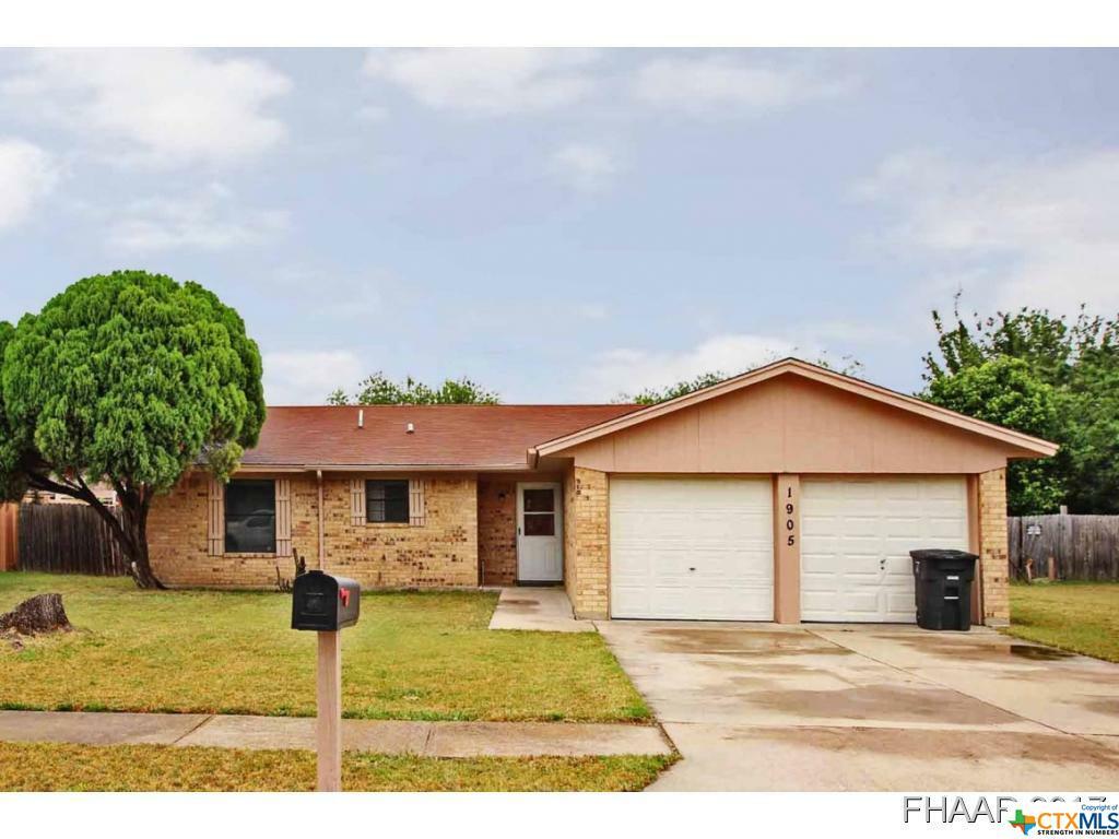 Property Photo:  1905 Shoemaker Drive  TX 76543 