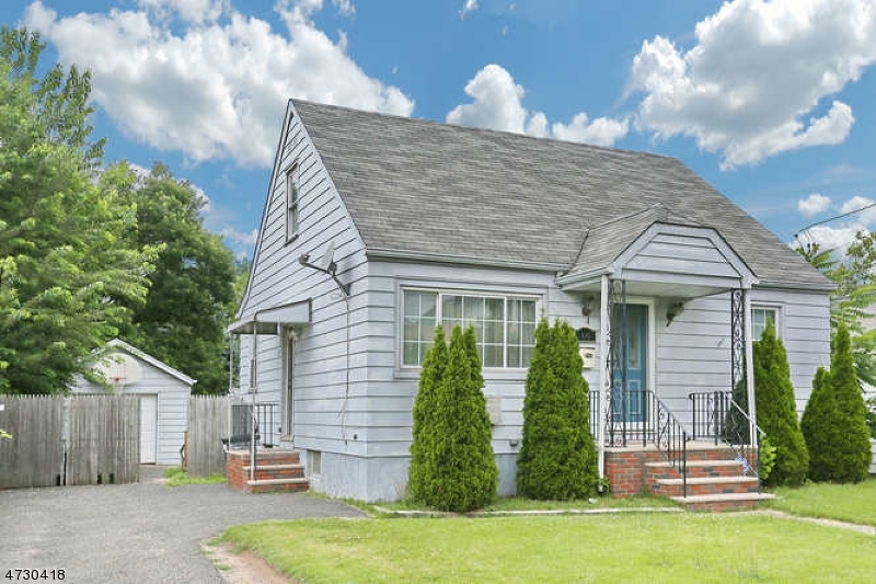 Property Photo: 10 Oak Grove Ave NJ 07644