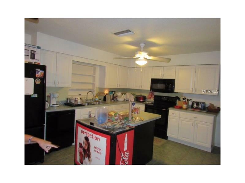 Property Photo:  1114 30th St Ct E  FL 34208 