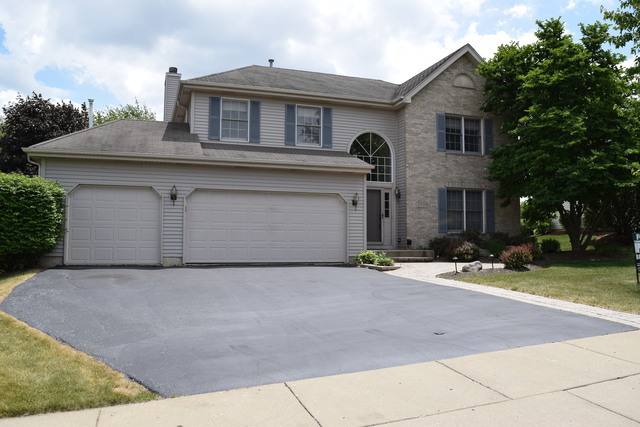 Property Photo: 2939 Avalon Drive IL 60124