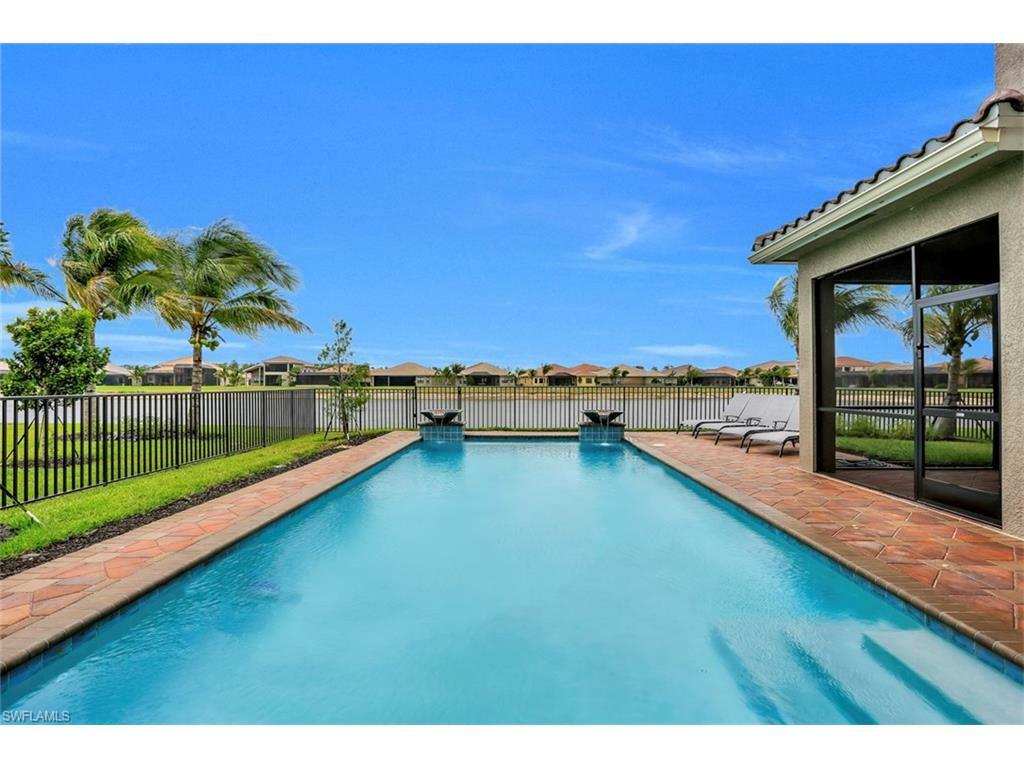 2805 Cinnamon Bay Cir  Naples FL 34119 photo