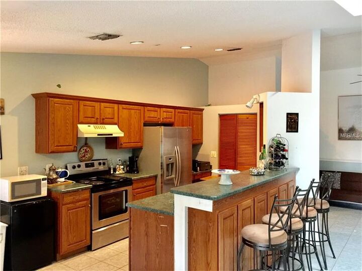 Property Photo: 5632 Garden Grove Circle FL 32792