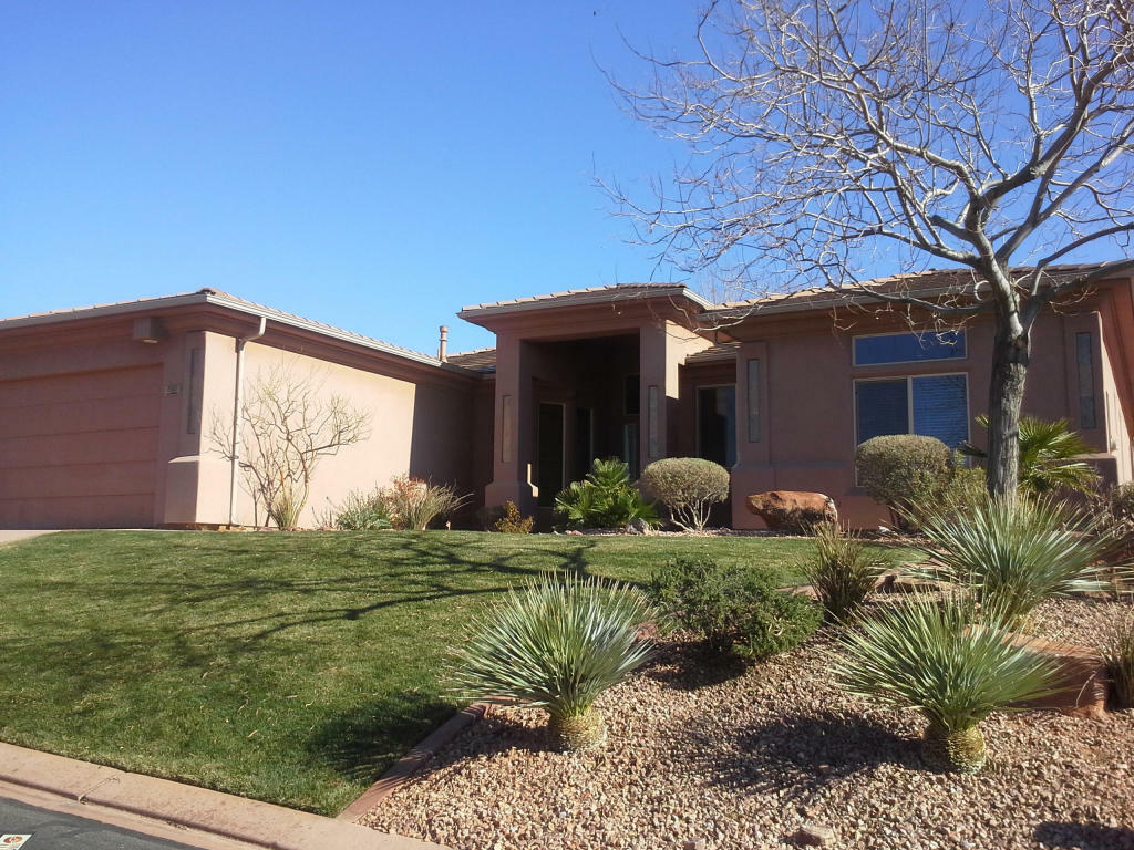 Property Photo: 1580 N Sage Dr UT 84770