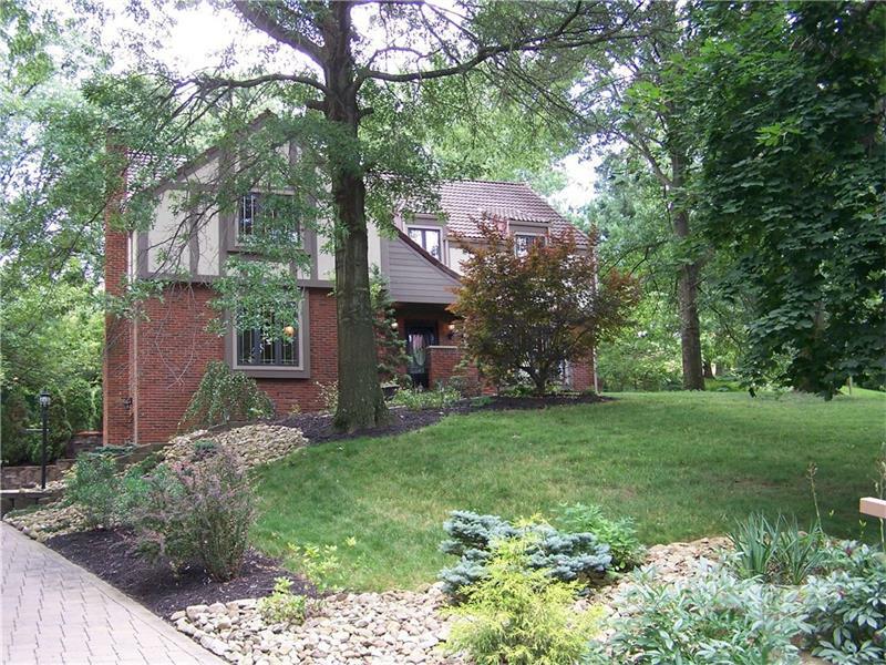 Property Photo:  116 Lintel Drive  PA 15317 