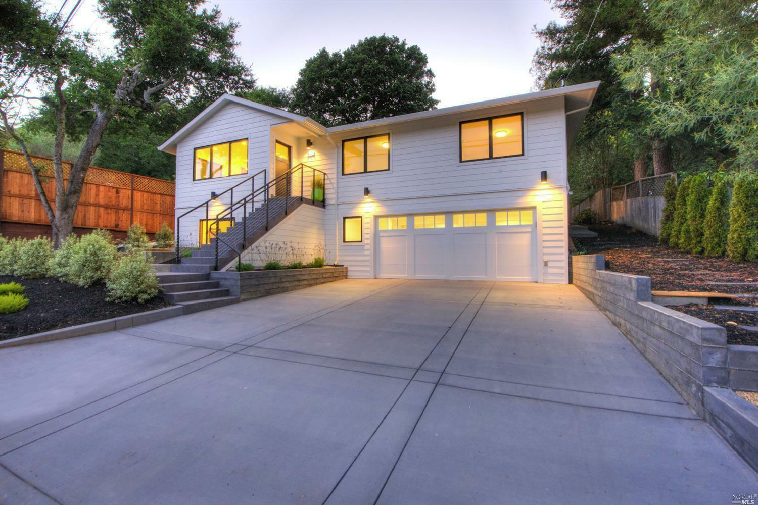 Property Photo:  304 Bolinas Avenue  CA 94960 