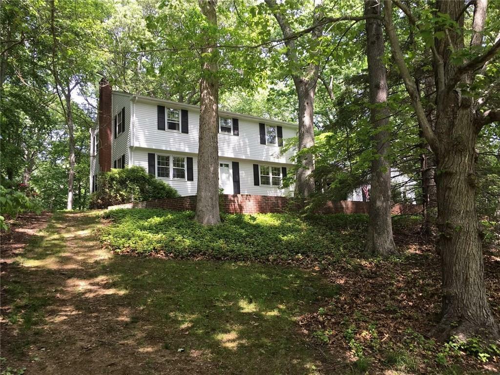 Property Photo:  65 Laurel Crest Road  CT 06443 