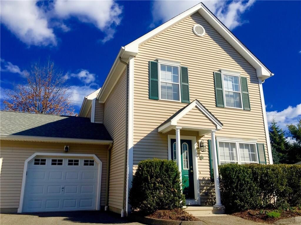 Property Photo:  118 Gulf Street 17  CT 06460 