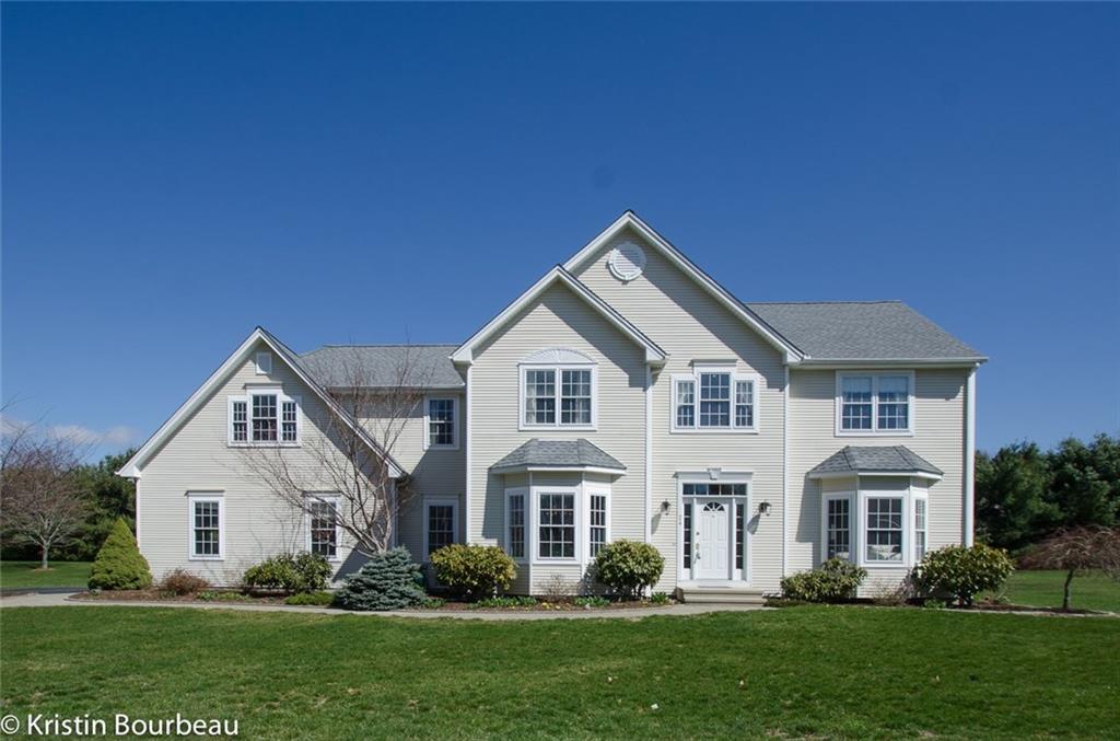 Property Photo:  24 Sea Island  CT 06033 