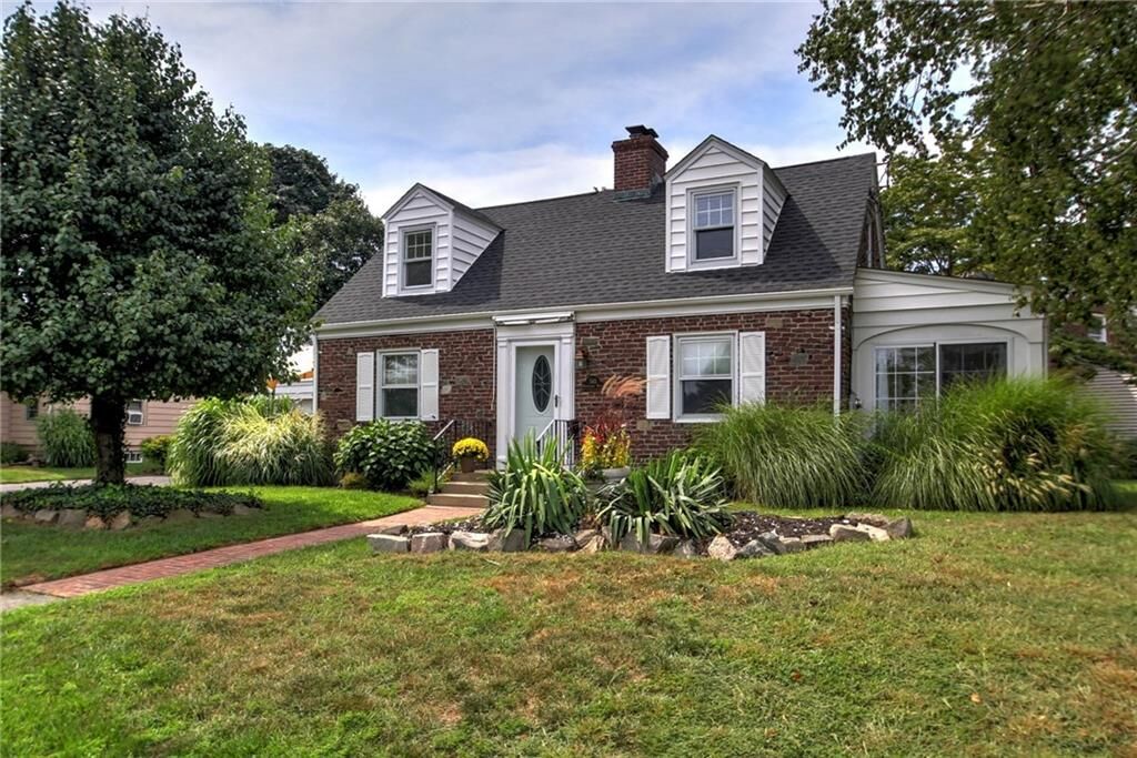 Property Photo:  545 Washington Parkway  CT 06615 