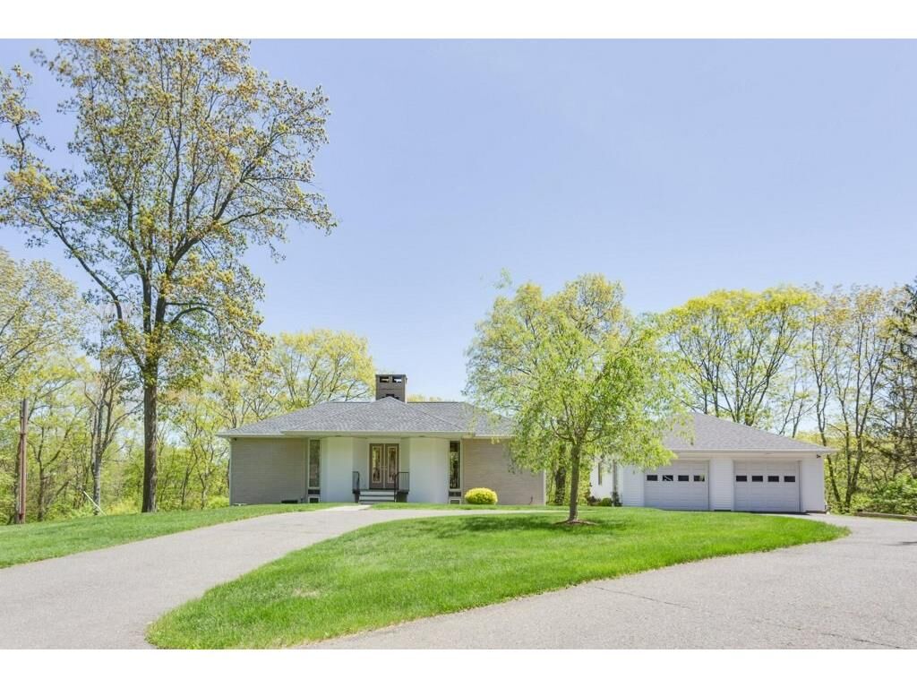 Property Photo:  466 Carrington Road  CT 06524 