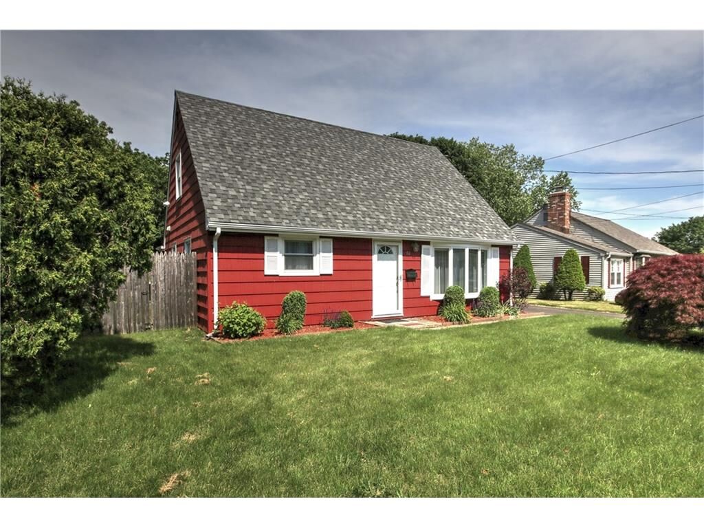 Property Photo: 51 Sparrowbush Lane CT 06460