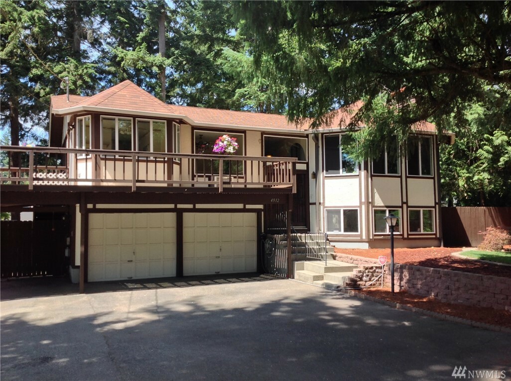 Property Photo:  4912 Sunset Dr. W  WA 98467 