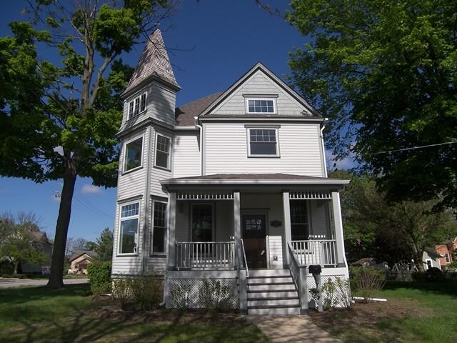 Property Photo:  234 N Plum Grove Road  IL 60067 