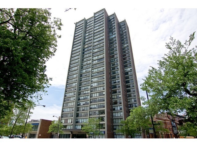 Property Photo: 1850 N Clark Street 2810 IL 60614