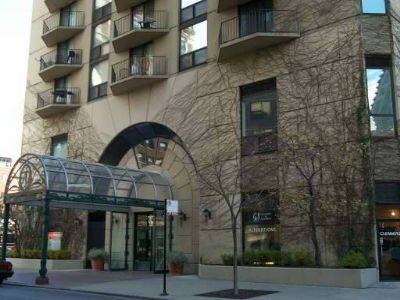 Property Photo:  70 W Huron Street 502  IL 60654 