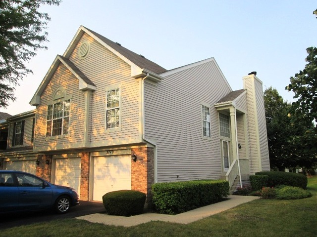 Property Photo:  2779 S Embers Lane B  IL 60005 