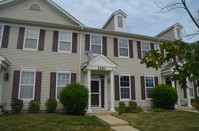 Property Photo: 2550 Providence Avenue IL 60503
