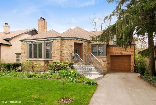Property Photo: 732 Selborne Road IL 60546