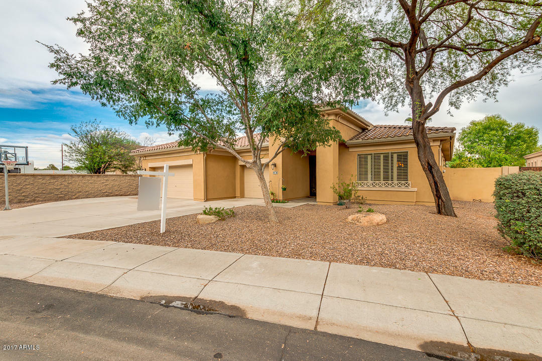 Property Photo:  53 S Presidio Drive  AZ 85233 