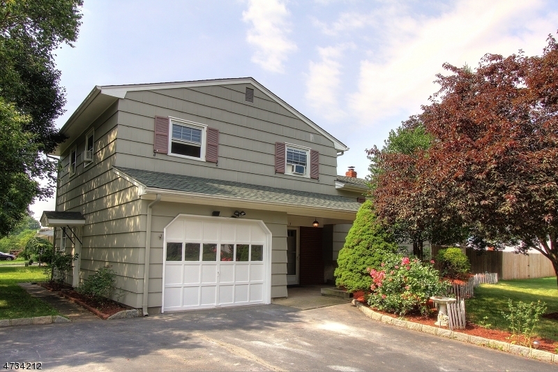 Property Photo:  3 Ballo Pl  NJ 08820 