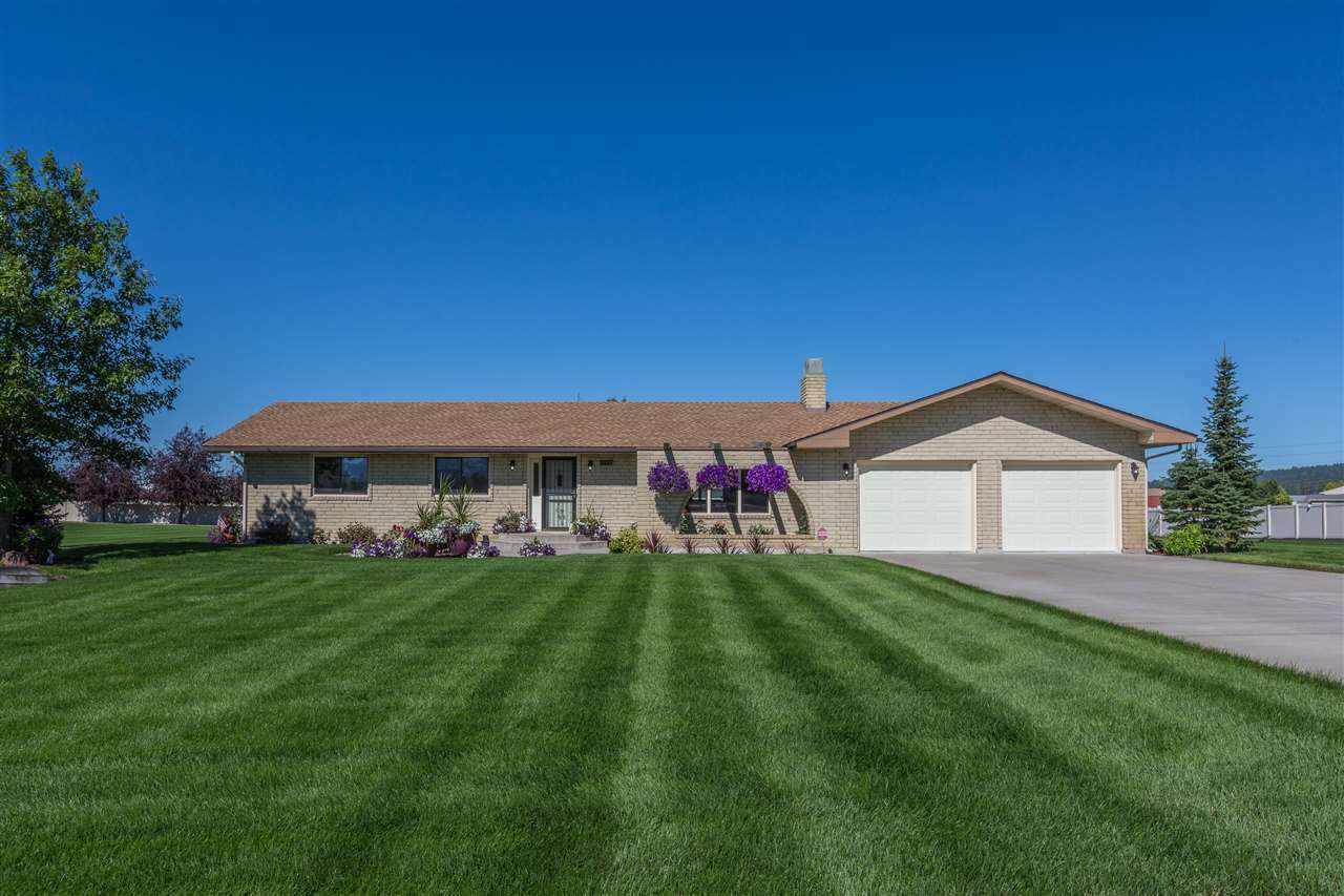 Property Photo: 3327 N Campbell Rd WA 99027-9607