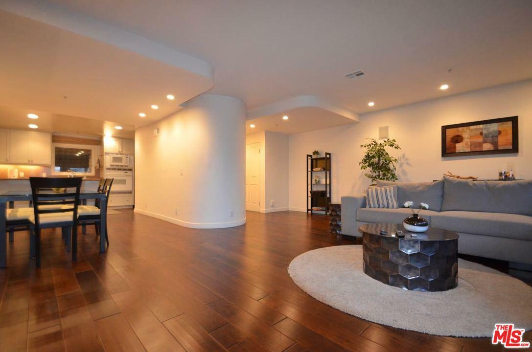 Property Photo:  1145 Horn Ave B  CA 90069 