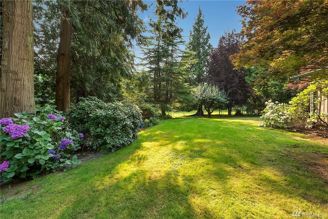 Property Photo:  1280 Private Dr  WA 98226 