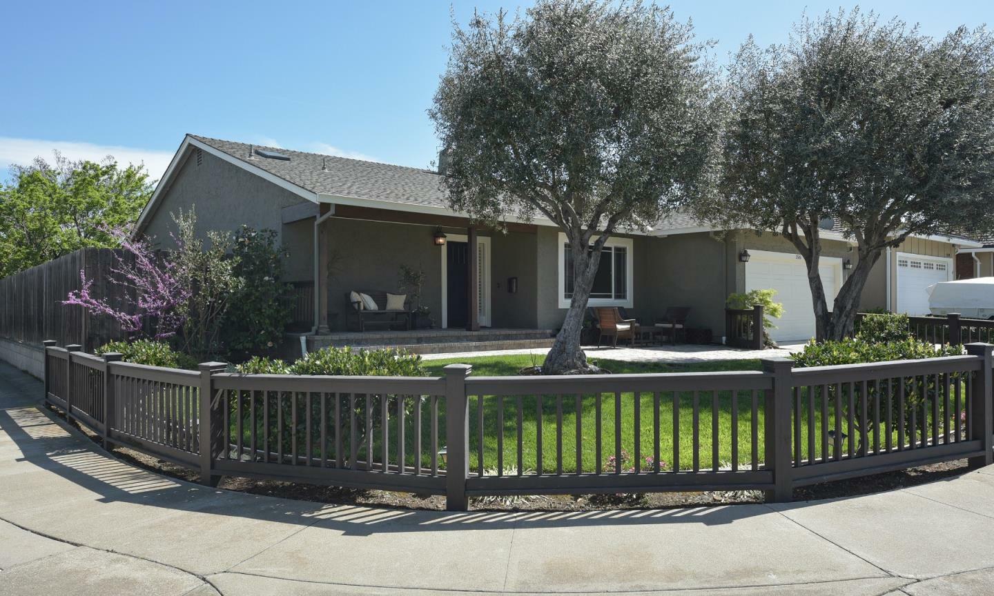 Property Photo: 1516 Calle De Aida CA 95118