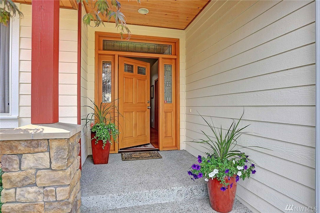 Property Photo:  1180 Central Dr  WA 98282 