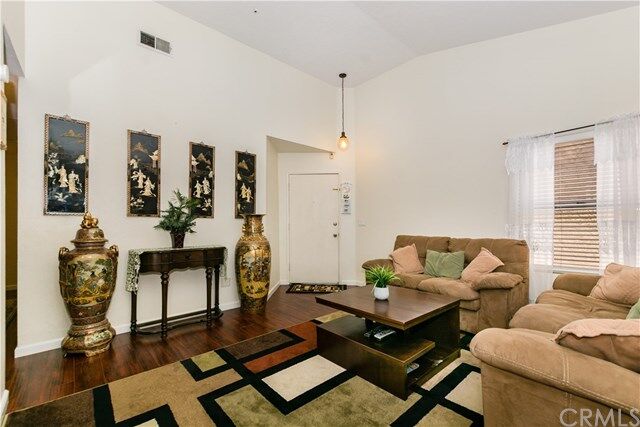 Property Photo:  14527 El Contento Avenue  CA 92337 