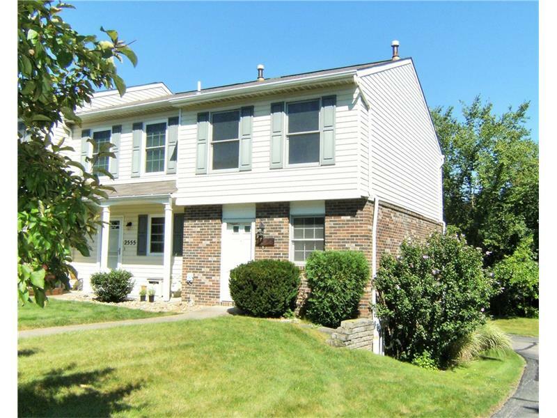 Property Photo:  2553 Hawthorne Drive  PA 15071 