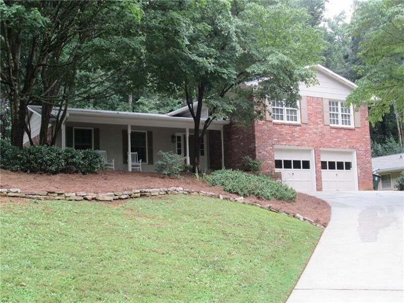 Property Photo:  4133 Commodore Drive   30341 