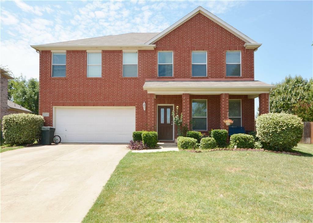 Property Photo:  2209 Goose Down Court  TX 76065 
