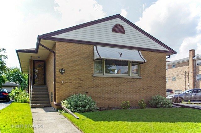Property Photo: 4752 New England Avenue IL 60706