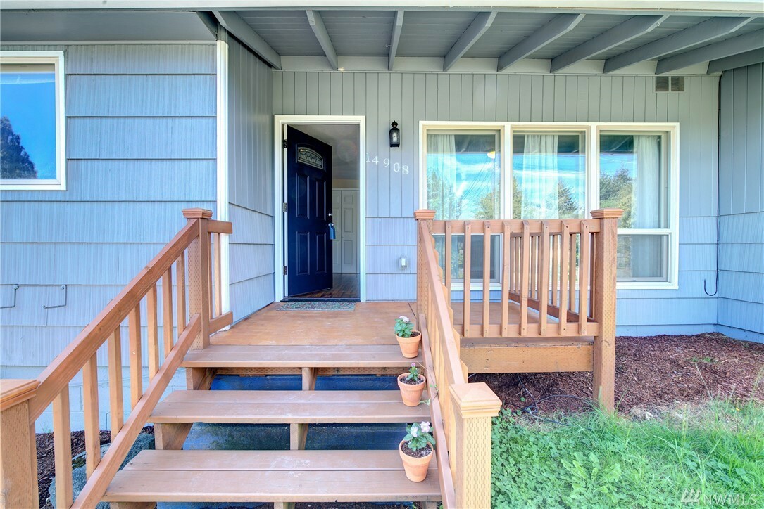 Property Photo:  14908 27th Place S  WA 98188 