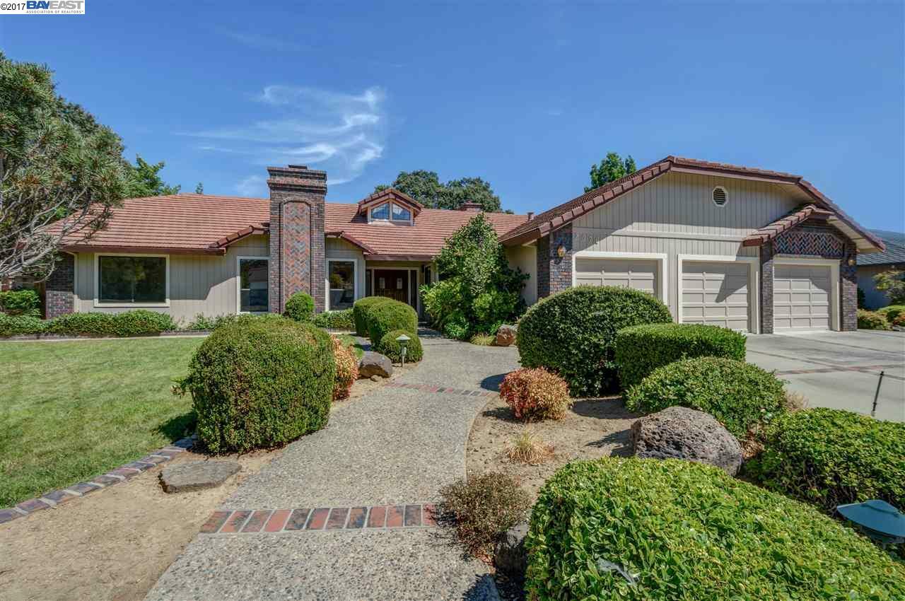 Property Photo:  2076 Pulsar Ave  CA 94550 