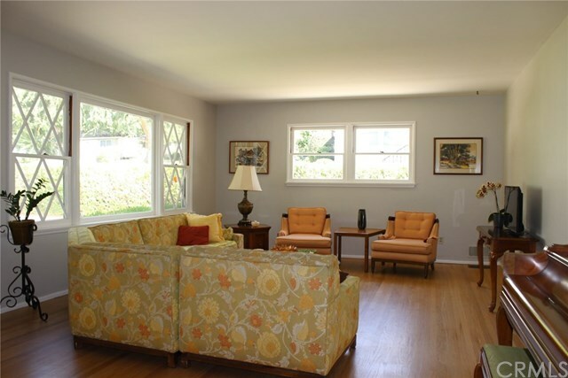 Property Photo:  152 N Garfield Place  CA 91016 