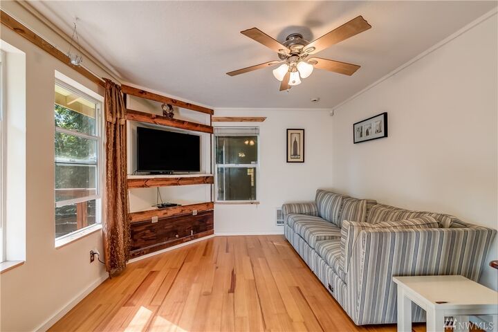 Property Photo: 361 W Alder WA 98284