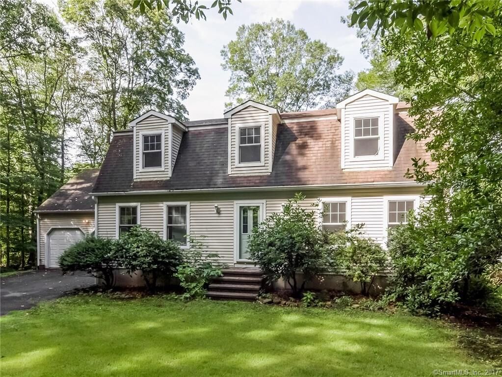 Property Photo: 1043 Durham Road CT 06443