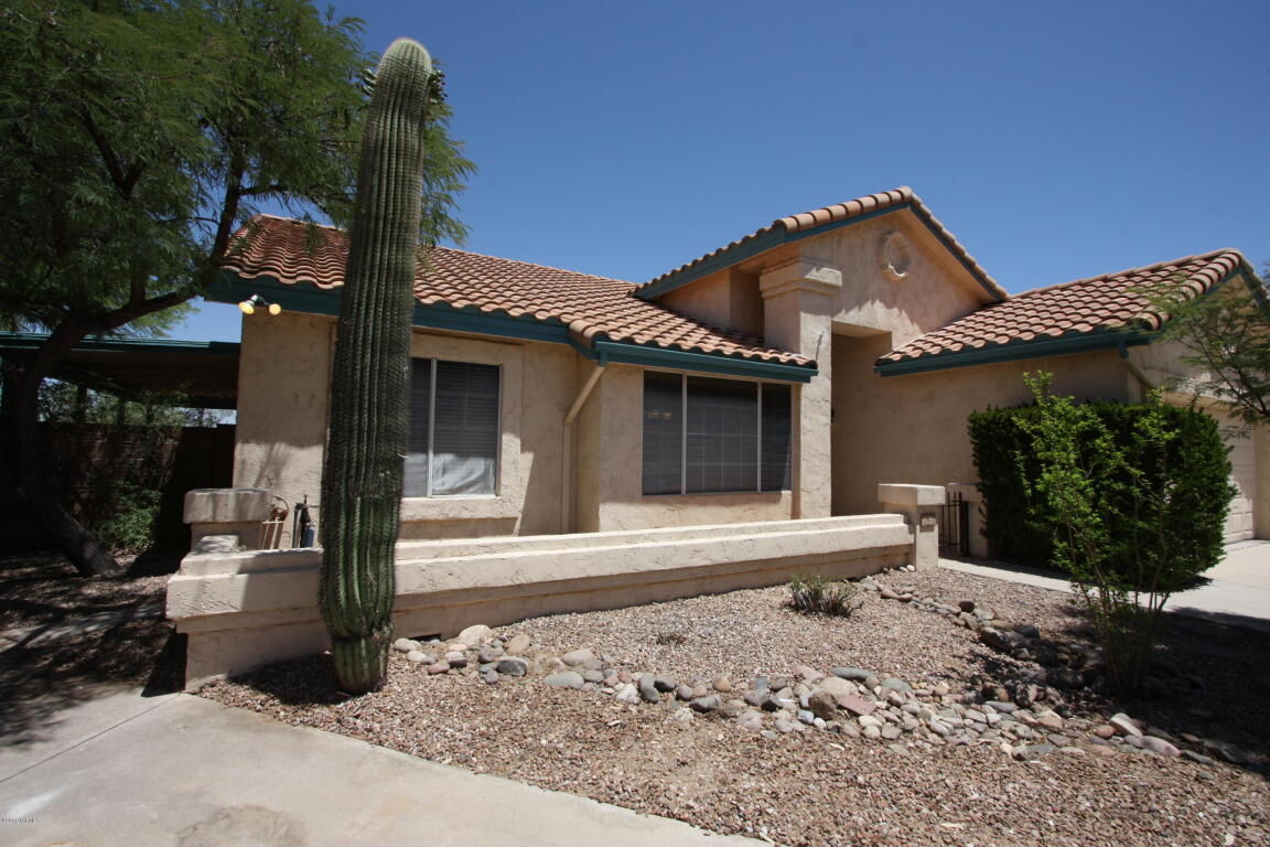 Property Photo:  4538 W Lord Redman Loop  AZ 85741 